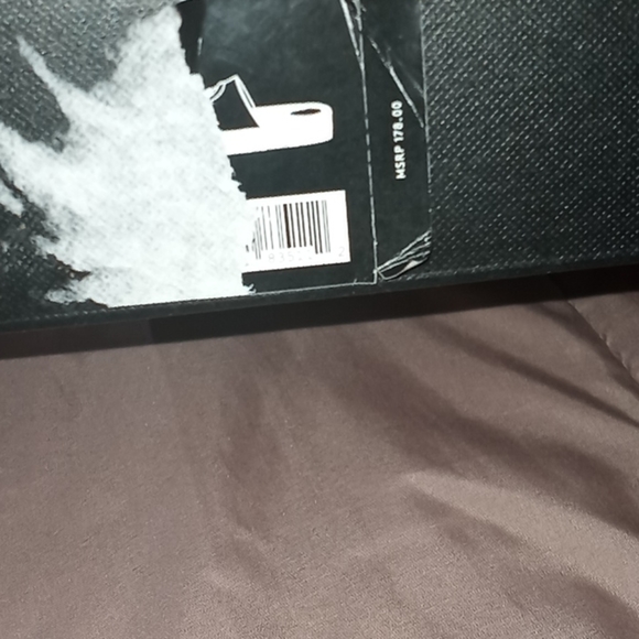 Shoes - Picture 4 of 5